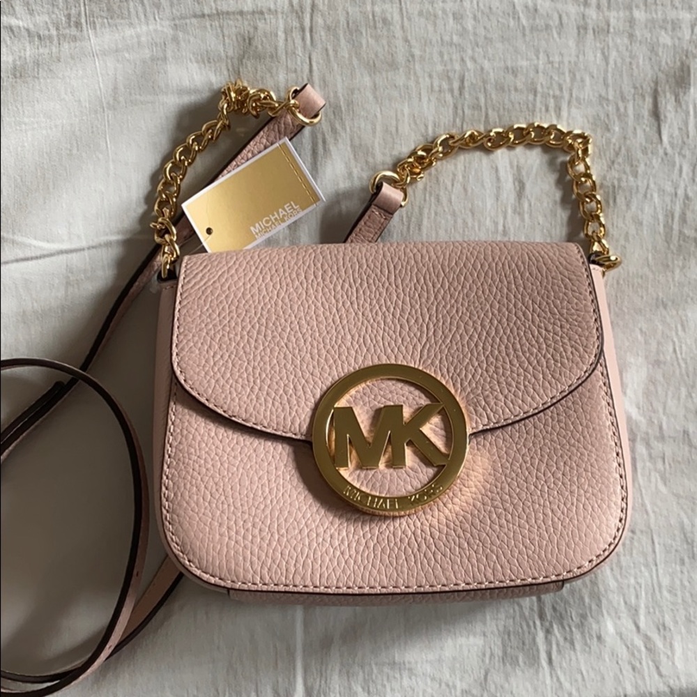 NWT Michael Kors pink purse.